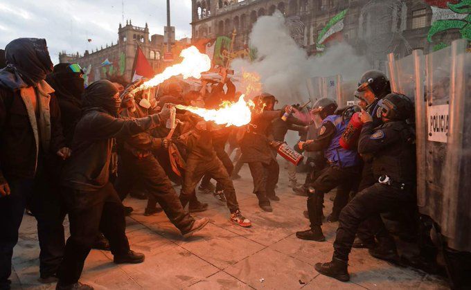 Tras la marcha del 2 de octubre, 16 policías siguen hospitalizados; tres están delicados