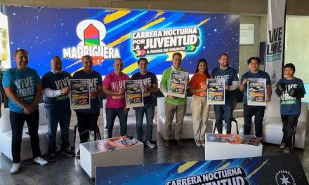 Presentan carrera nocturna por la juventud en Saltillo