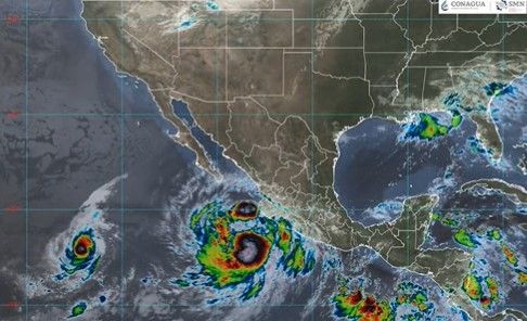 ‘Priscilla’ se intensifica y podría ser huracán categoría 1 con intensas lluvias en gran parte de México