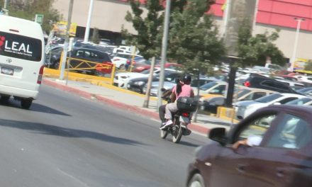 Prisión a papás que pongan en riesgo a hijos menores cuando les facilitan motos