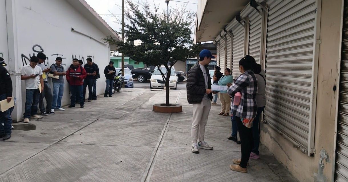 Gran afluencia en Saltillo en la junta municipal de reclutamiento