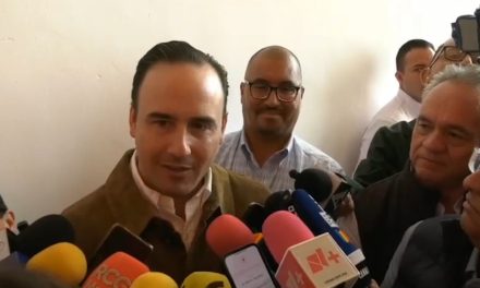 Se les cayó el teatro a quienes predicaban de honestidad; Manolo Jiménez