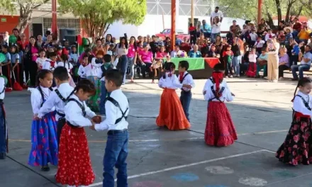 Impulsan los valores cívicos en las escuelas de Sabinas
