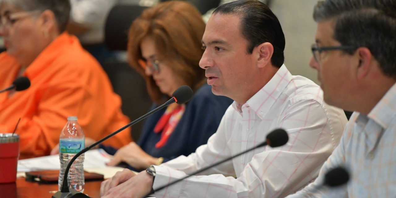 Acuerda Cabildo entrega de Presea al Mérito Ciudadano