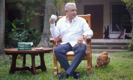 Reaparece AMLO: Lanza ‘Grandeza’, su nuevo libro dedicado a la reivindicación de los pueblos originarios