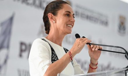 Sheinbaum cierra filas: ‘No hay divorcio entre pueblo y gobierno, somos invencibles’