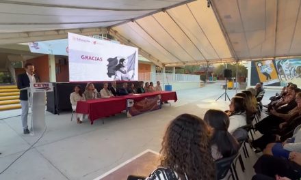 Concretan su titulación 70 profesionistas del Cetis 48