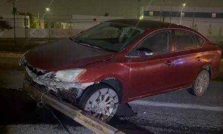 Conductor ebrio provoca choque múltiple en el bulevar Fundadores