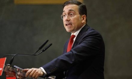 Piden destitución del canciller español tras reconocer agravios de la Conquista