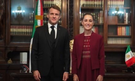 Emmanuel Macron llega a México para fortalecer lazos y negociar la repatriación de tesoros históricos