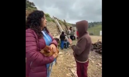 Polémica en Cadereyta: alcaldesa morenista se burla de Sheinbaum en evento público