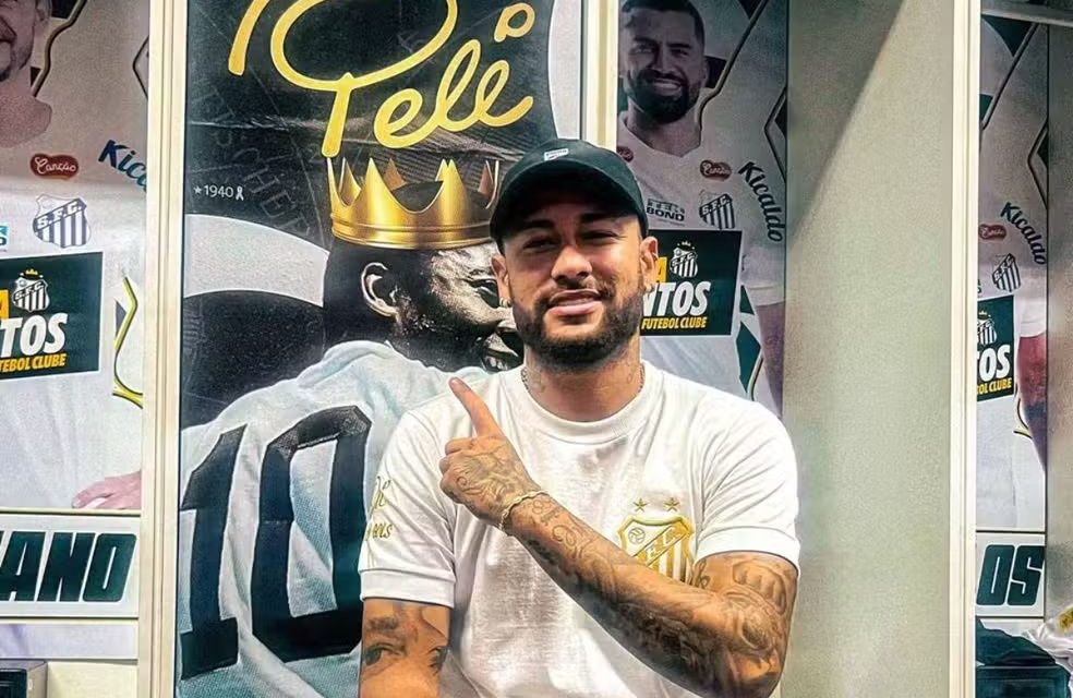 Padre de Neymar toma control de la marca Pelé y encabeza su retorno a Brasil