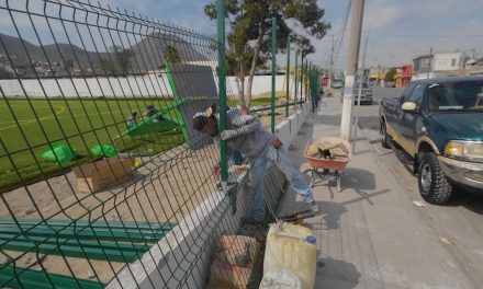 Reportan avance de 95 por ciento en rehabilitación de cancha deportiva