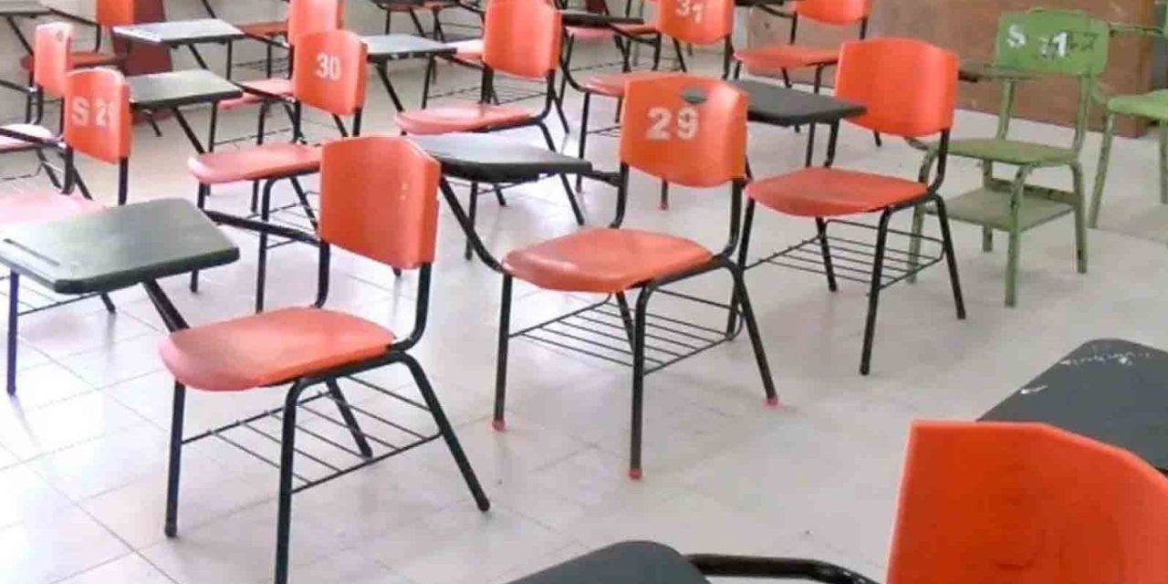 Suspenden clases en Uruapan tras asesinato de alcalde Carlos Manzo