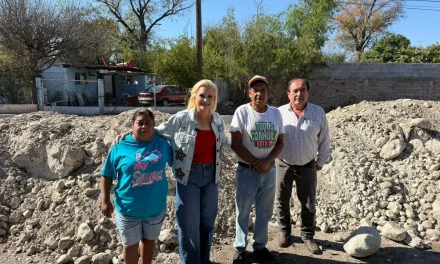 Avanza Gobierno de Múzquiz en obras de pavimentación en El Agrario y Villa de Palaú
