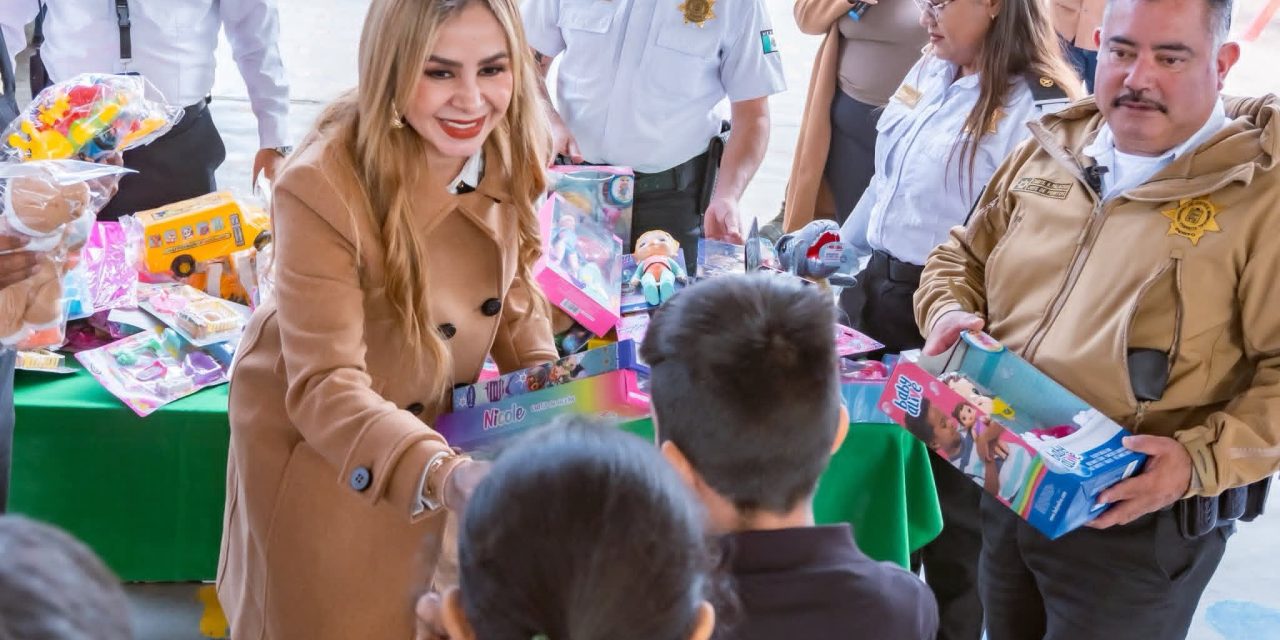 Lleva CJM juguetes a menores del Centro de Atención Infantil de Torreón