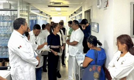 Claudia Sheinbaum visita a los lesionados por accidente ferroviario