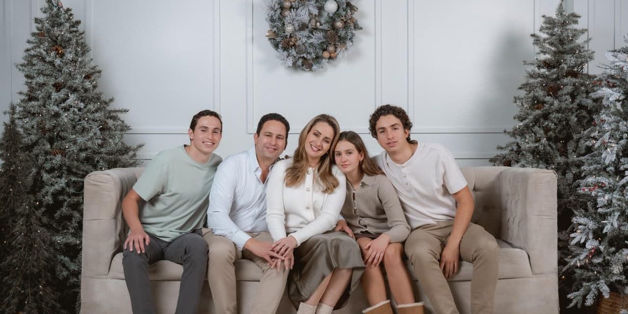 Próspero año 2026 desean Javier y Luly a las y los saltillenses