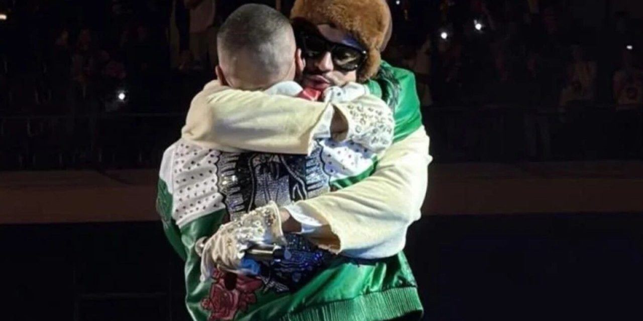 Bad Bunny y J Balvin se reconcilian ante un México eufórico