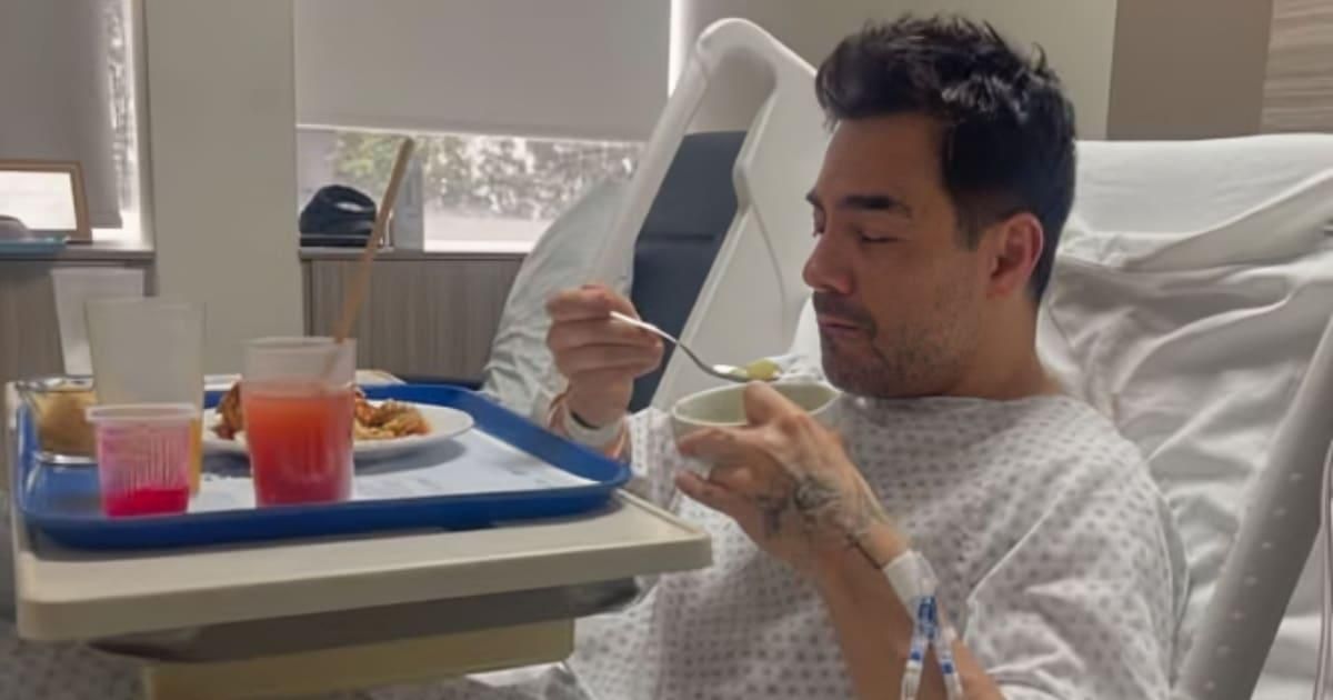 Omar Chaparro hospitalizado tras lesión durante filmación de nueva película