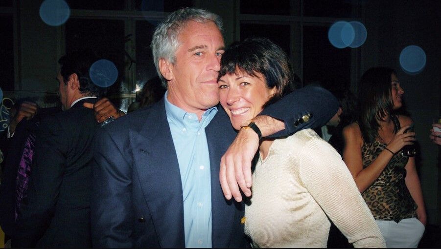 Juez de EU ordena divulgar documentos del gran jurado sobre Ghislaine Maxwell y Jeffrey Epstein
