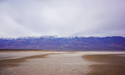 Resurge un lago de la Edad de Hielo en el lugar más caliente de la tierra tras lluvias