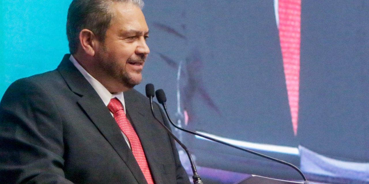 Empresarios y políticos respaldan a Tomás Gutiérrez