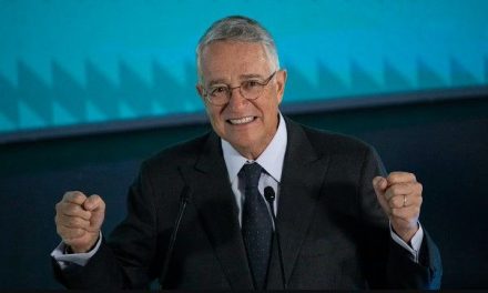 Sheinbaum dice que hay transparencia en casos de adeudos de Salinas Pliego