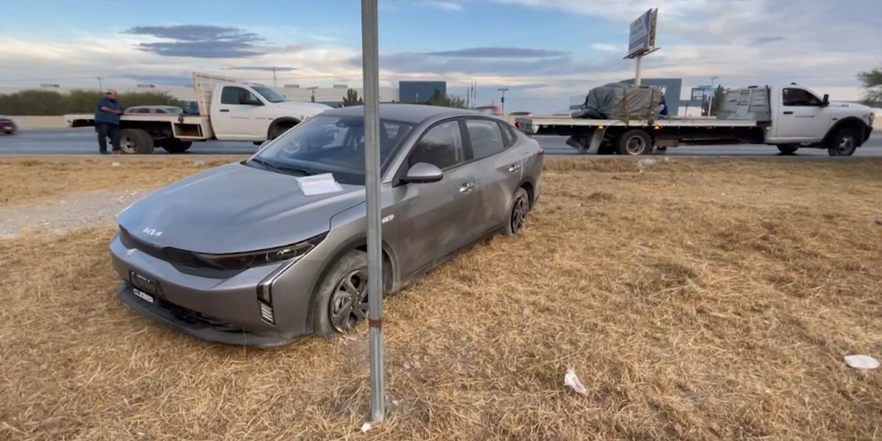Una joven provocó un accidente en el bulevar Fundadores; salió ilesa