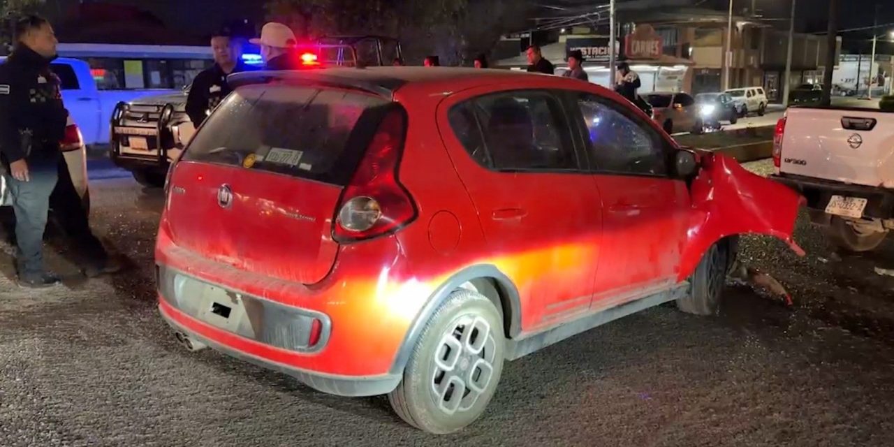 Vuelta indebida y alcohol provocan choque en cruce del bulevar Coss y Matamoros