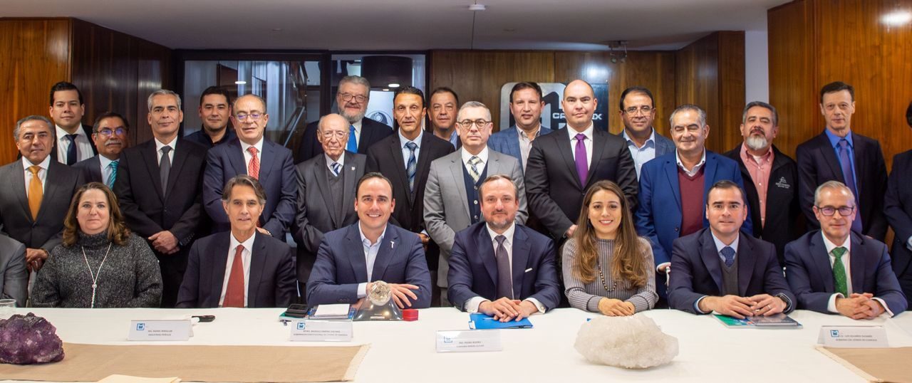 Gobernador impulsa el fortalecimiento de la minería