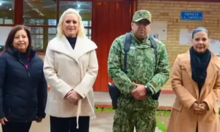Vuelven a clases cientos de alumnos en Múzquiz