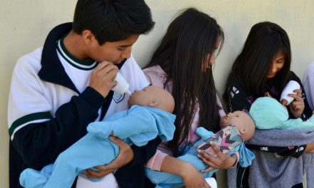 Fortalece DIF Coahuila programa de prevención de embarazos en menores