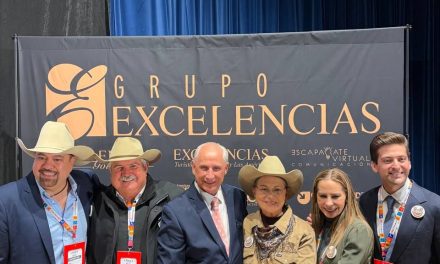 Coahuila gana premio en España por Cabalgata de Sabinas