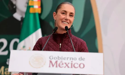 ‘En territorio nacional, nada’: Claudia Sheinbaum descarta afectaciones por maniobras aéreas de EE. UU.