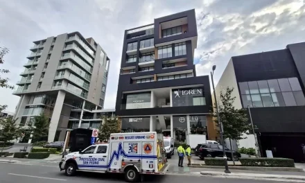 Muere mujer tras caer de un edificio en ‘centrito’ en San Pedro
