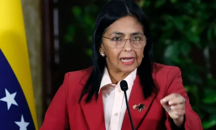 Delcy Rodríguez asume la presidencia interina de Venezuela tras la captura de Nicolás Maduro