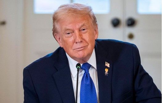 Trump advierte el fin del envío de petróleo y dinero de Venezuela a Cuba tras la captura de Maduro