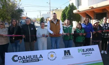 Entrega el alcalde Carlos Villarreal obra de pavimentación en Monclova