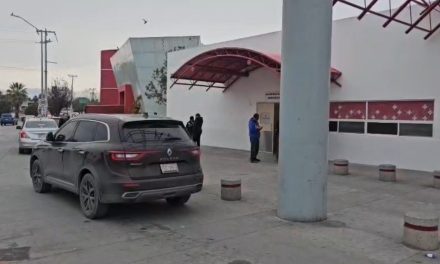 Hombre pierde la vida al interior de la Cruz Roja