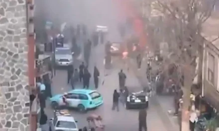 Atentado en Kabul: Explosión sacude hotel frecuentado por extranjeros en zona de negocios