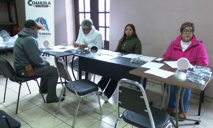 Mejora DIF la salud visual con la entrega gratuita de lentes en Ramos Arizpe