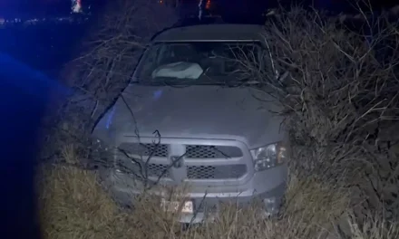 Mujer resulta lesionada en accidente en la carretera Saltillo- Torreón