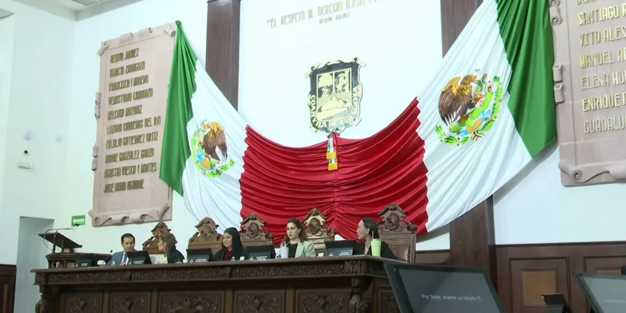 Piden regulación en el uso de la IA para garantizar los derechos humanos en Coahuila