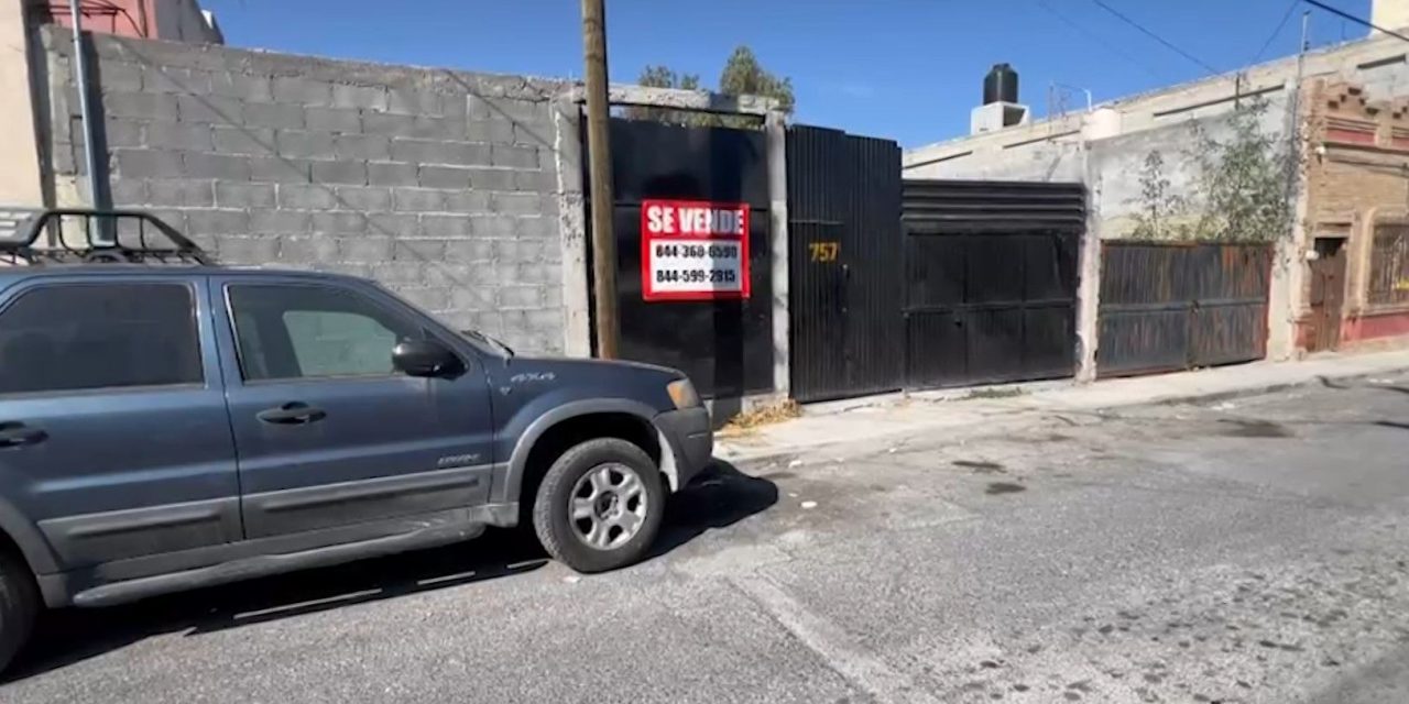 Piden vecinos del centro de Saltillo retiren chatarras de la vía pública