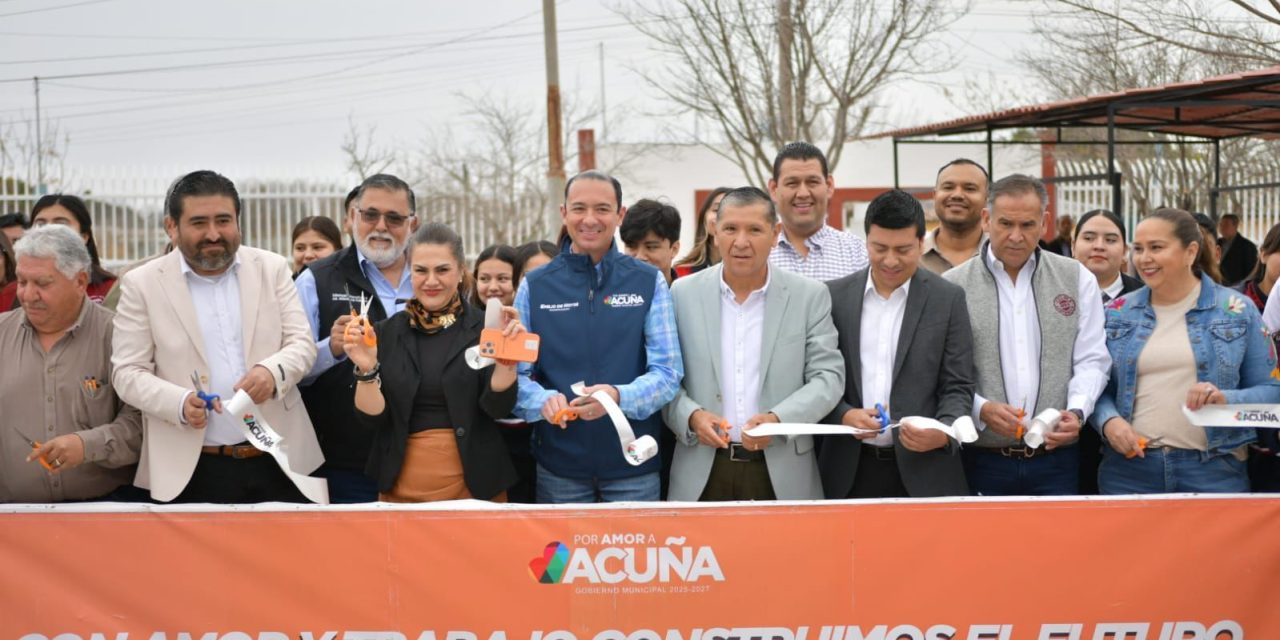 Alcalde entrega banda perimetral en la Normal Experimental de Acuña
