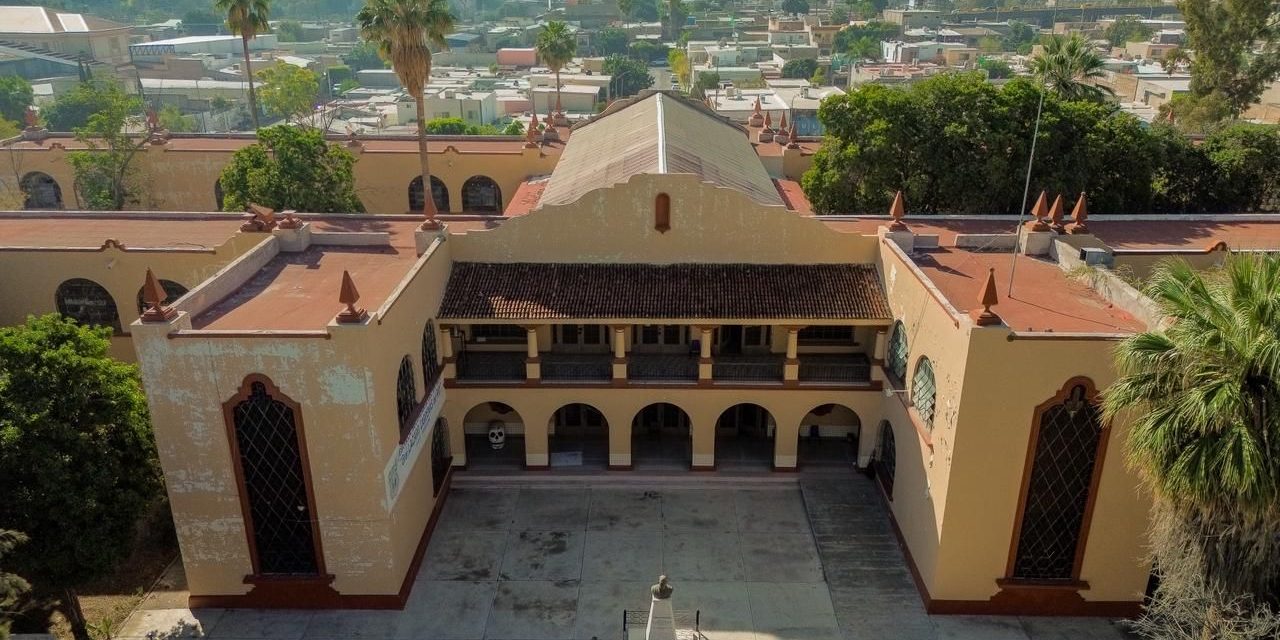 Comienza el rescate de edificio histórico para dar paso al Centro Cultural