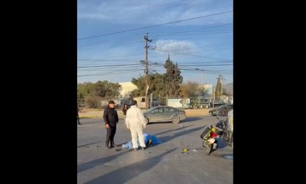 Saltillo: Motociclista pierde la vida al ser impactado por camión de valores