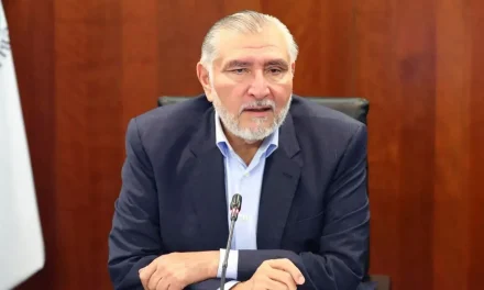 Adán Augusto López deja la coordinación de Morena en el Senado; Ignacio Mier asumirá el cargo