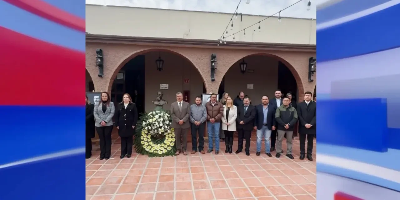 Arteaga conmemora legado constitucional